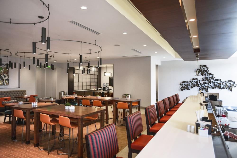 Hilton Garden Inn Louisville Mall Of St. Matthews Exteriér fotografie