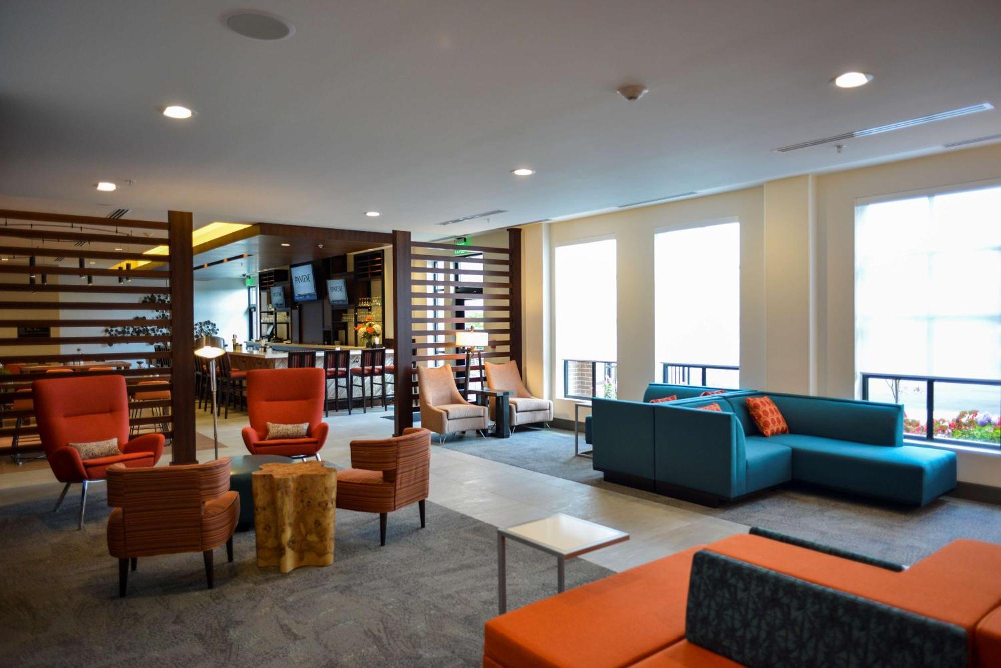 Hilton Garden Inn Louisville Mall Of St. Matthews Exteriér fotografie